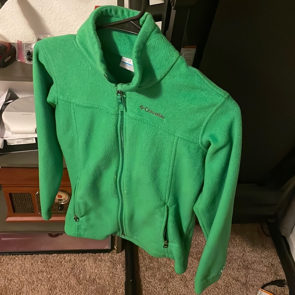 Green fleece size medium